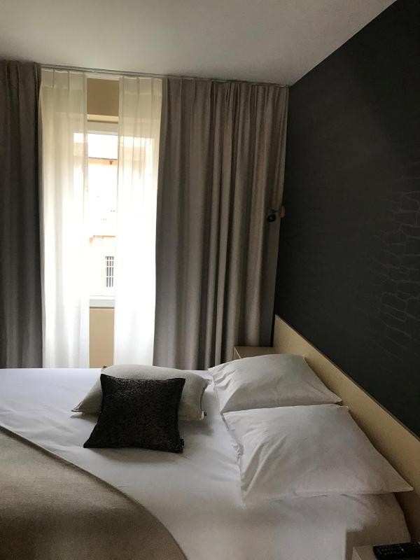 Hotel Du Lion D'Or Charolles Eksteriør bilde